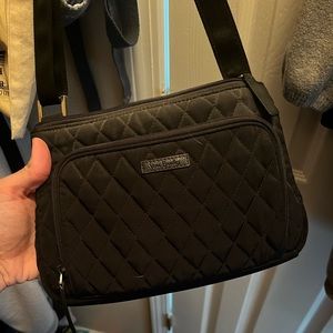 Black quilt Vera Bradley bag